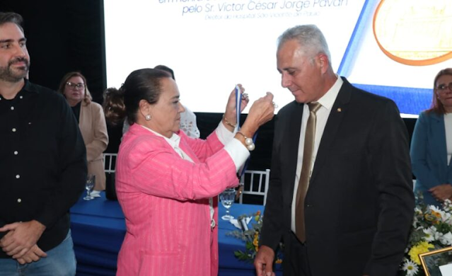 Victor Pavan, diretor do Hospital São Vicente da Paula, recebe Medalha Tiradentes