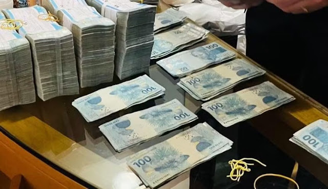 Candidatos do PL-RJ à Câmara e à Alerj declaram mais de R$ 3,2 milhões em espécie