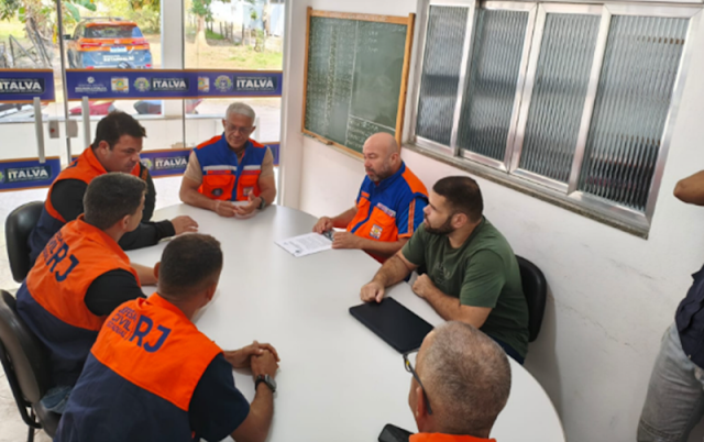 Defesa Civil de Italva recebe visita técnica da REDEC 11