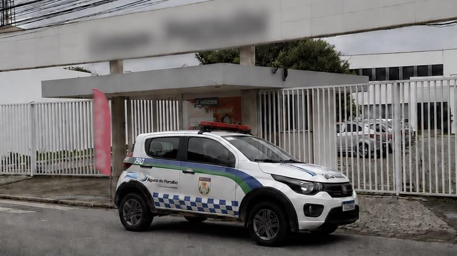 Águas do Paraíba identifica furto de água em escola particular de CamposFiscalização identificou bypass utilizado para desviar o consumo de água sem registro pelo hidrômetro