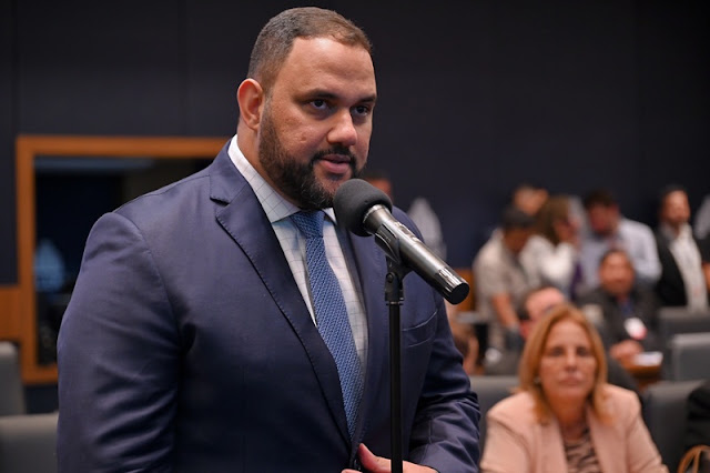 Thiago Rangel renuncia ao mandato de deputado estadual