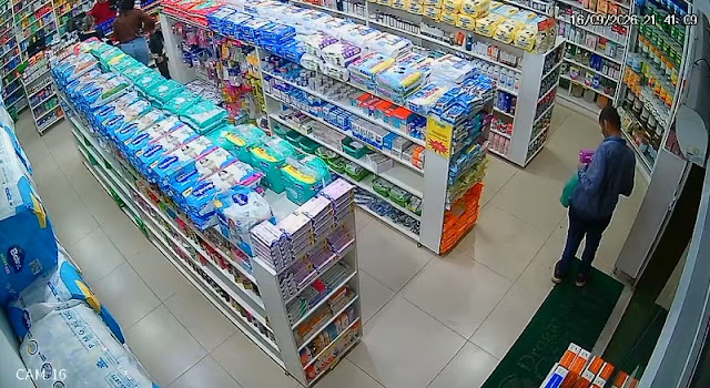 Câmara de segurança flagra homem furtando produtos em Farmácia de Itaperuna