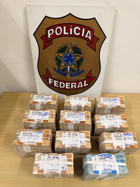 Crime Eleitoral: PF apreende R$ 600 mil durante ação em Niterói