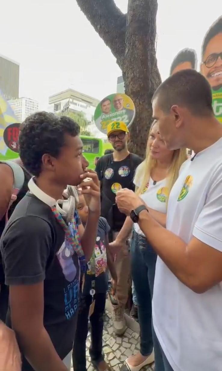 Douglas Ruas defende centralizar atendimento a autistas e rede de apoio para mães