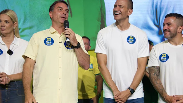 Comitiva de Italva participa de encontro de lideranças políticas para a mobilização na reta final da disputa presidencial