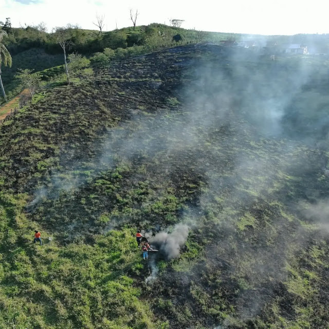 Incêndio causa transtornos em propriedade no município de Porciúncula