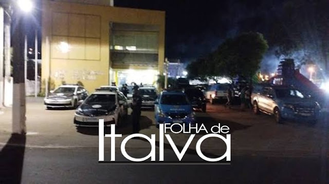 Mulher é conduzida a 148ª DP de Italva após fotografar voto em urna