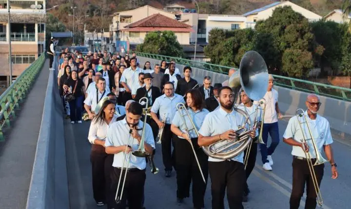 Cardoso Moreira celebra o Dia do SIM com Alvorada e Missa Solene no Mirante do Cristo Redentor