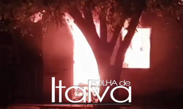 Cardoso Moreira: Incêndio destrói residência no Bairro das Palmeiras