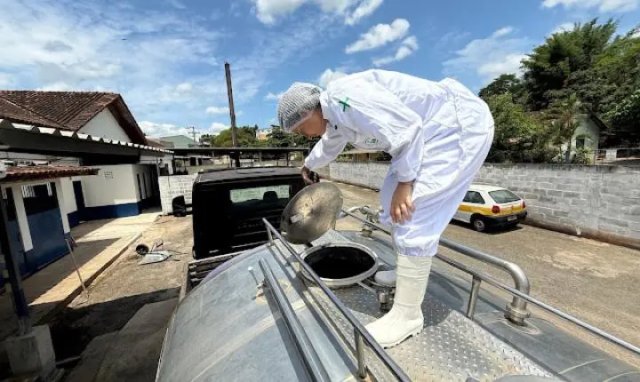 COPAFI de Italva recebe equipe do SIM/Cidennf para vistoria agroindústria