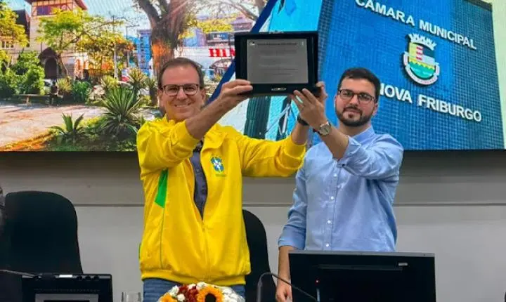 Eduardo Paes se encontra com produtores e lideranças empresariais em Nova Friburgo e recebe título de cidadão friburguense