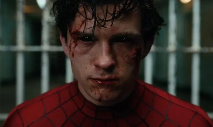 Em novo trailer de Homem-Aranha: Um Novo Dia, Peter perde o controle