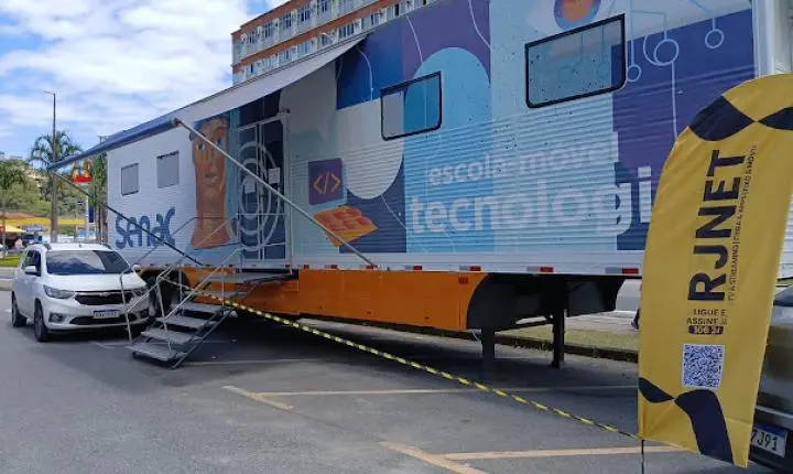 Escola Móvel do Senac RJ leva mais de 160 vagas em cursos gratuitos ao Noroeste Fluminense