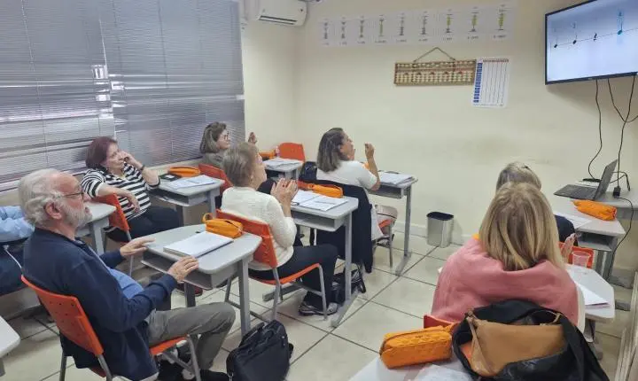 Estimulação cognitiva auxilia na autonomia dos idosos