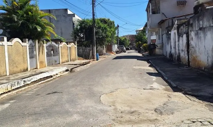 Homem morre após ser baleado dentro de casa em Italva
