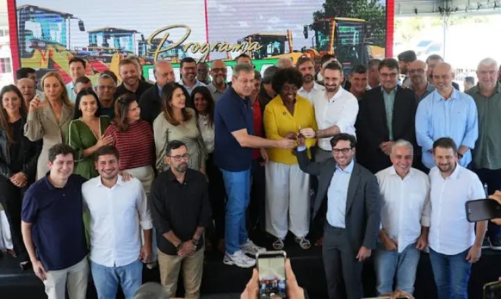 Italva e Cardoso Moreira recebem maquinários do Programa INOVA do Governo Federal