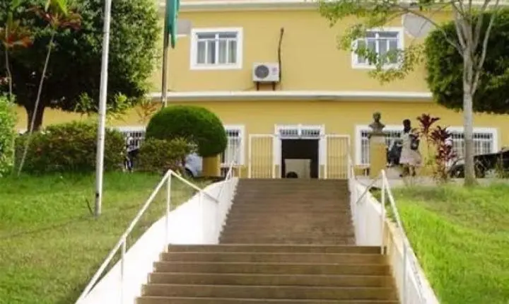 Prefeitura de Bom Jesus do Itabapoana divulga decreto sobre novo horário de expediente