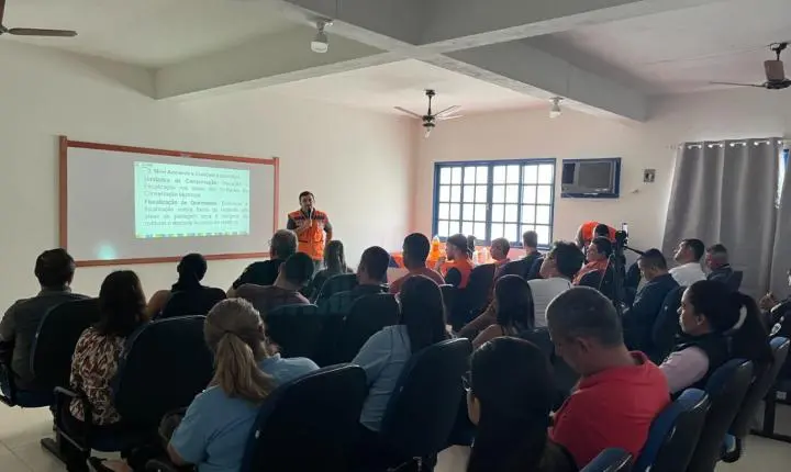 Prefeitura de Cardoso Moreira realiza reunião preventiva para preparar município para possíveis impactos do Super El Niño