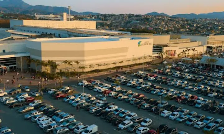 Proposta na Alerj quer proibir cobrança de estacionamento em shoppings