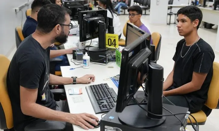 TRE-RJ estende horário de atendimento até esta quarta (6), último dia antes do fechamento do cadastro eleitoral